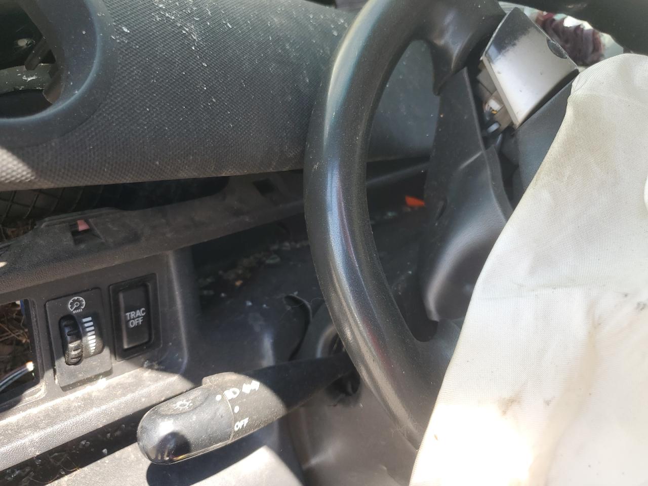 2006 Scion xB - Image 9