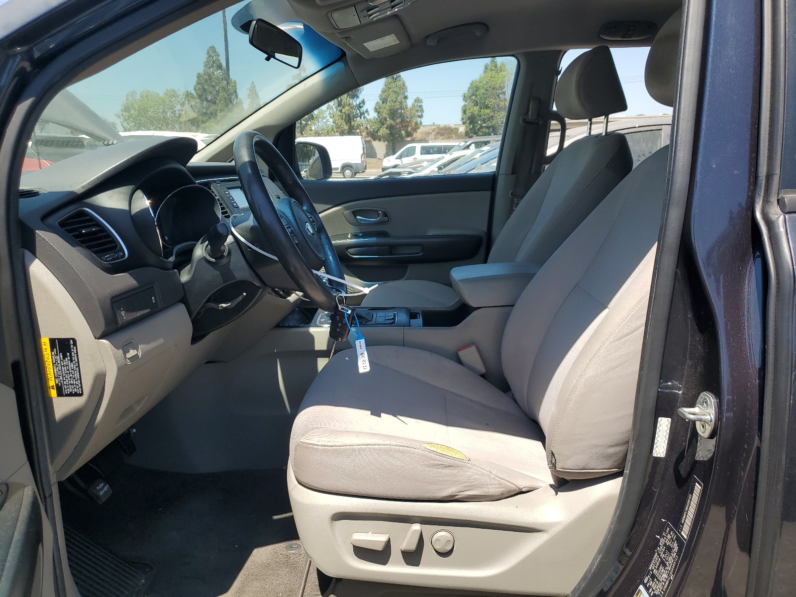 KNDMB5C18G6089725 2016 Kia Sedona Lx