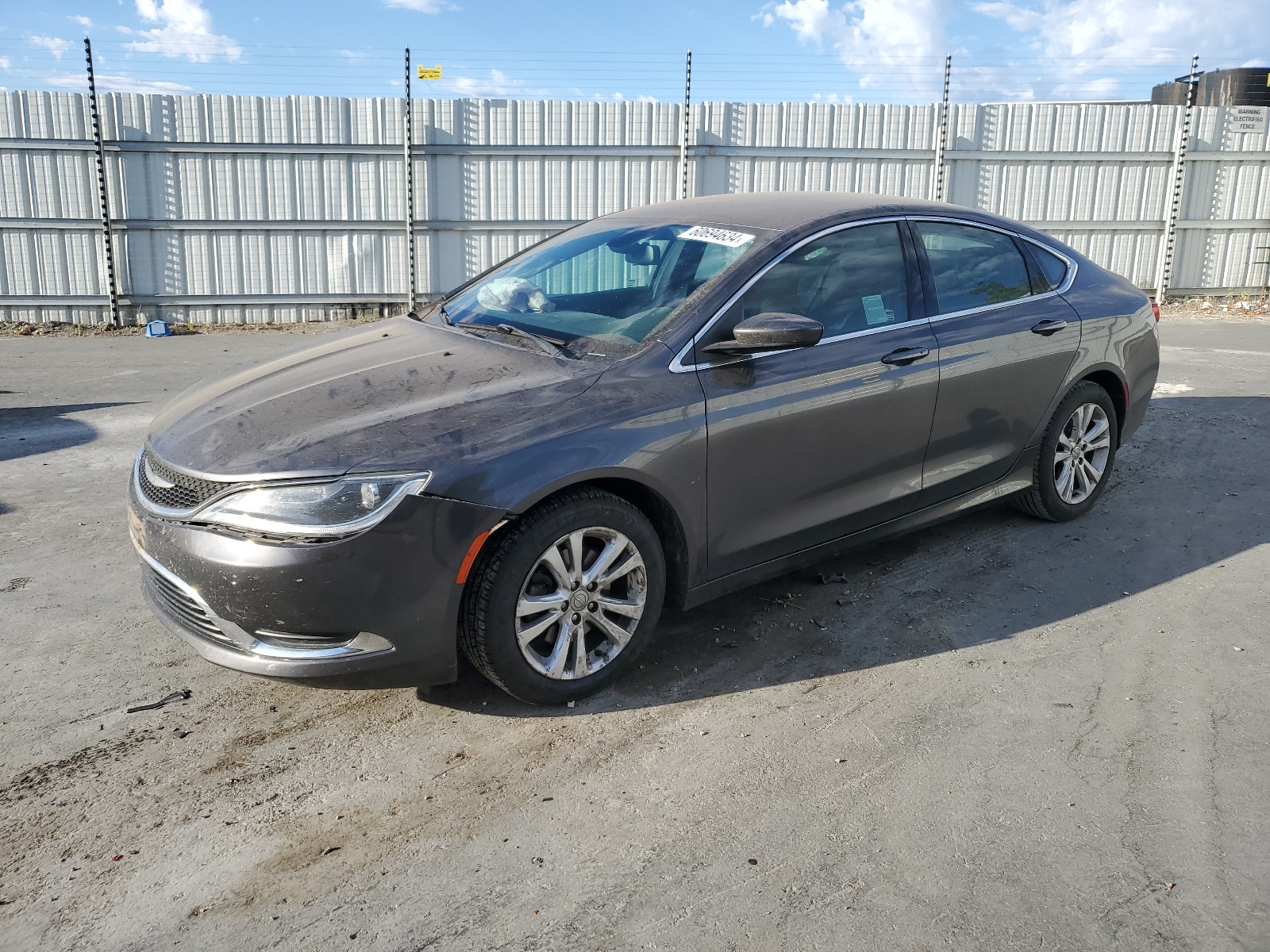 2015 Chrysler 200 Limited vin: 1C3CCCABXFN576264