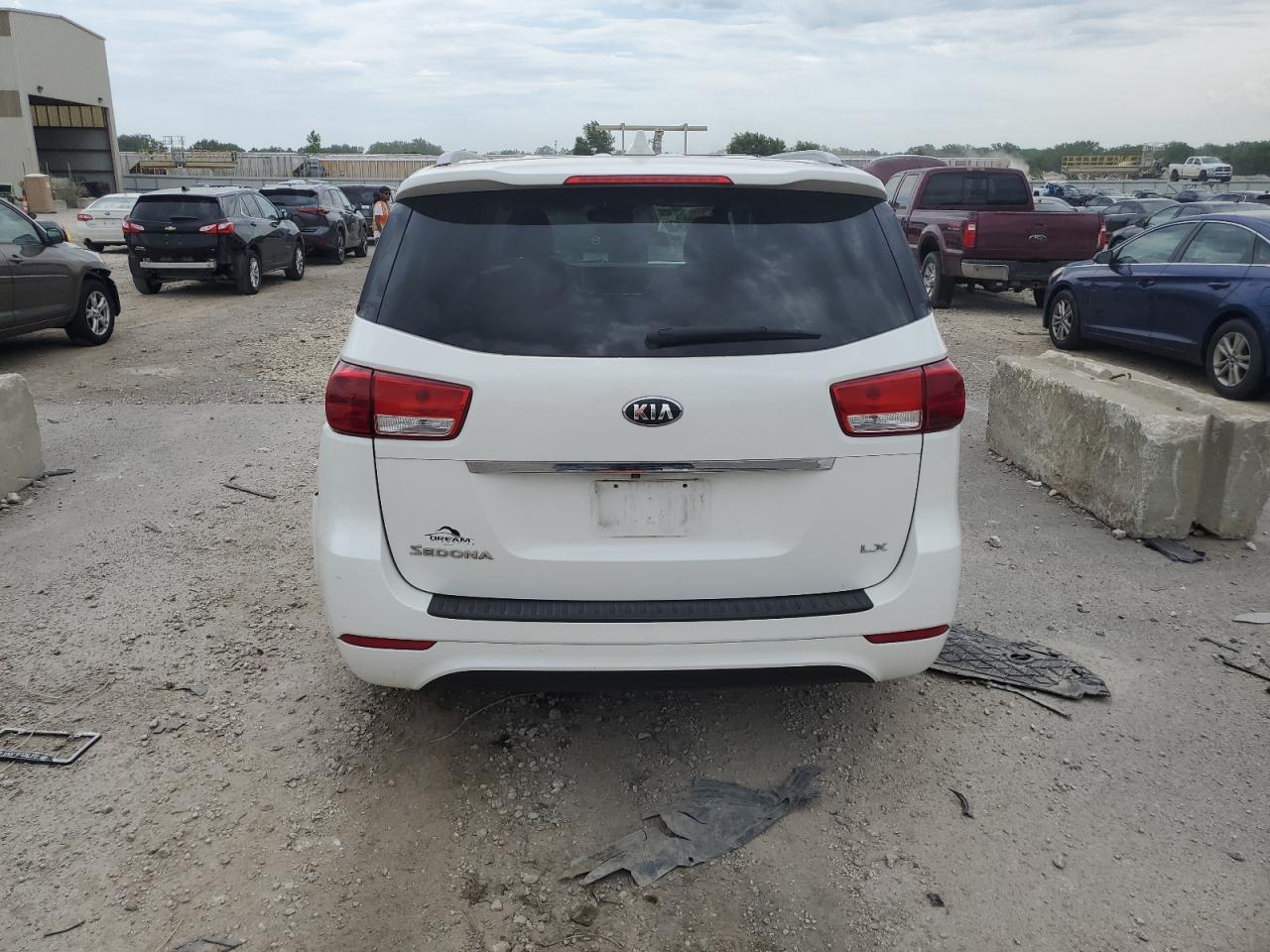 2015 Kia Sedona Lx VIN: KNDMB5C1XF6070222 Lot: 59369604