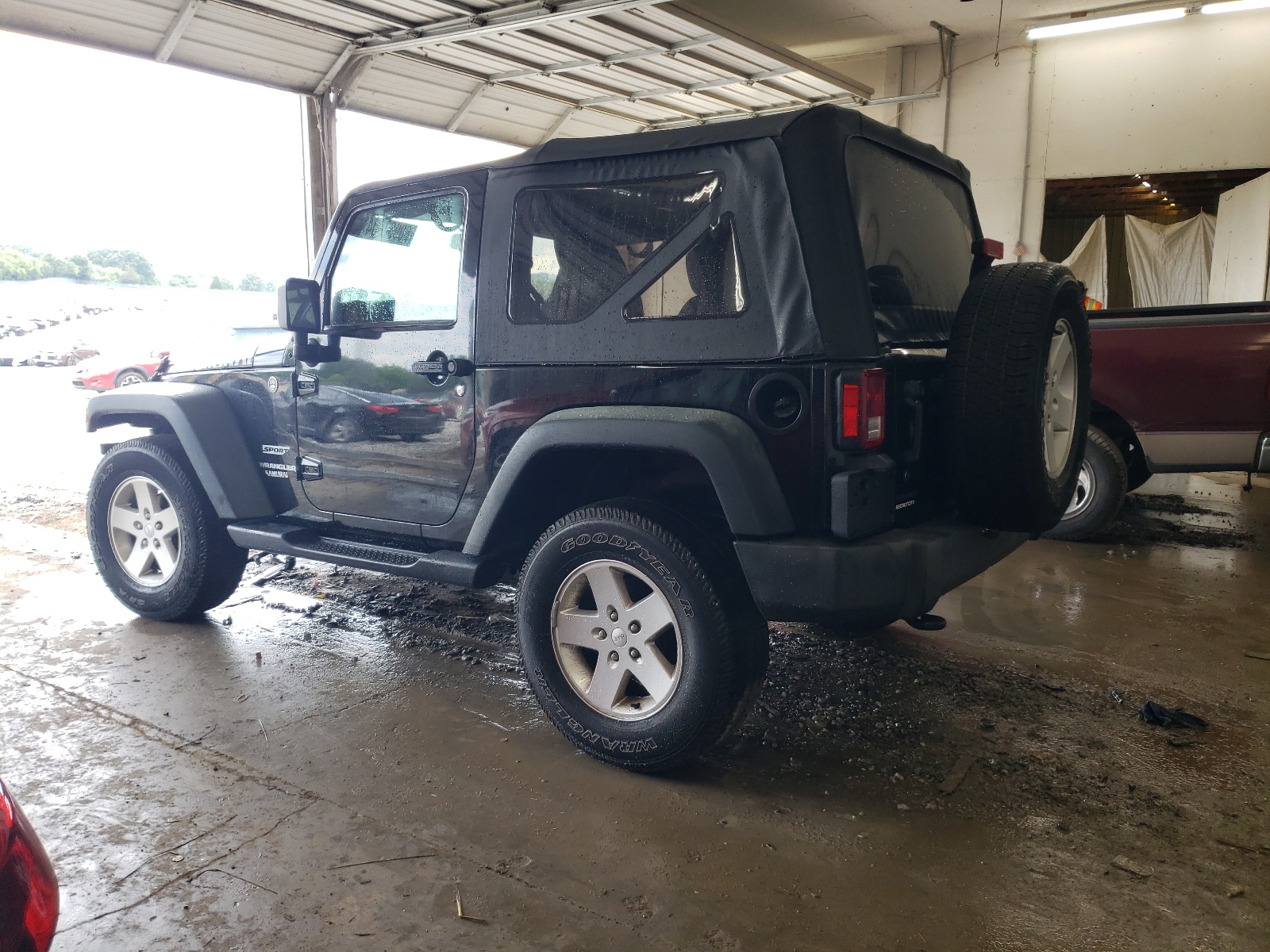 2013 Jeep Wrangler Sport vin: 1C4AJWAG7DL661576