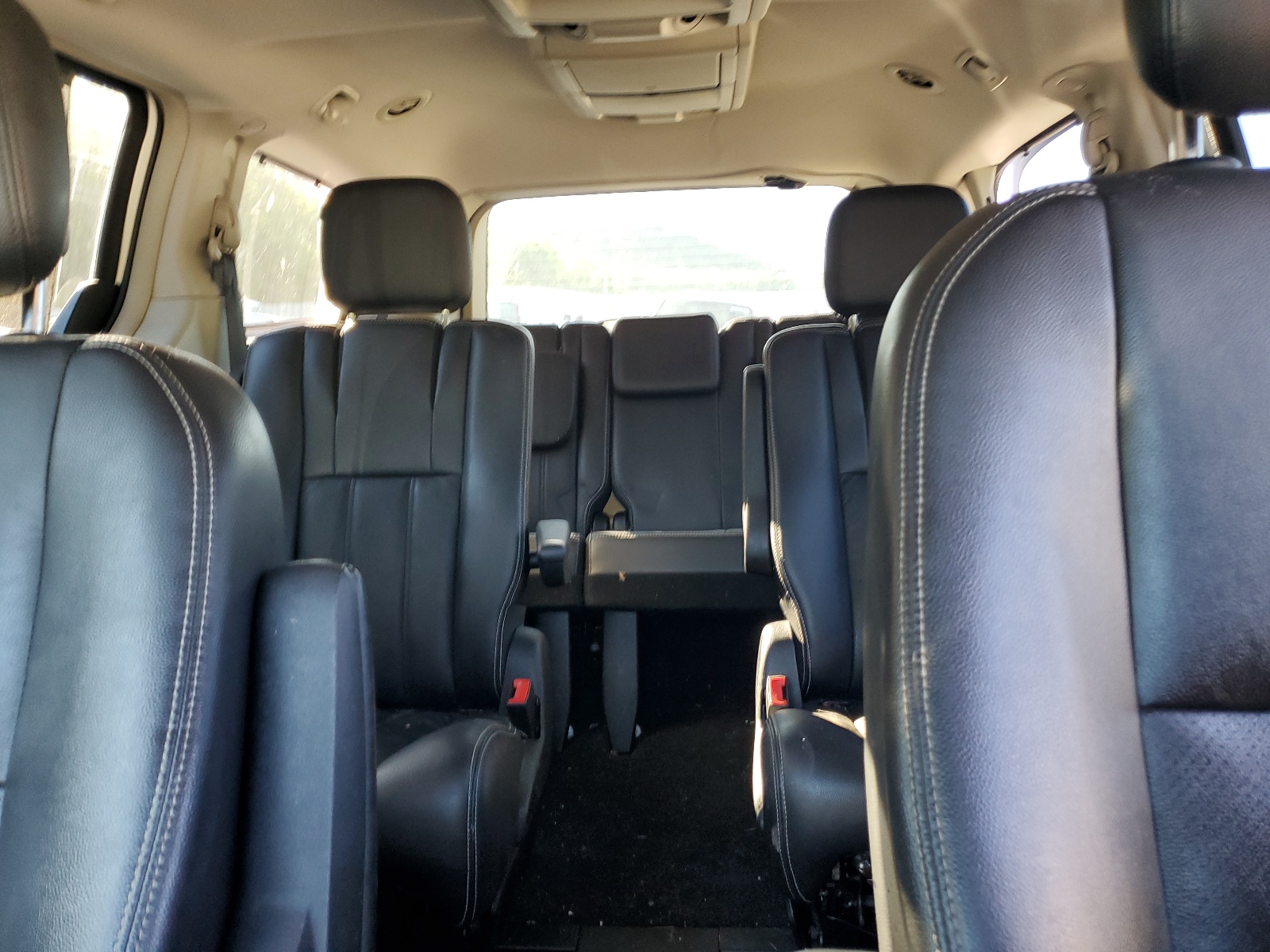 2C4RC1CG3CR118017 2012 Chrysler Town & Country Touring L