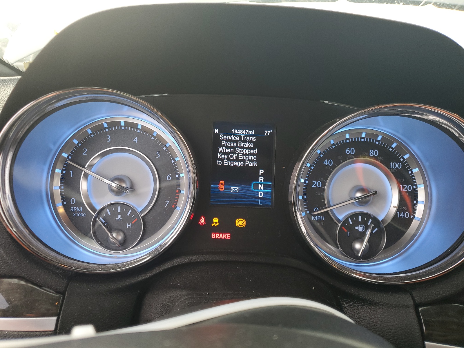 2C3CCAKG4EH235903 2014 Chrysler 300C