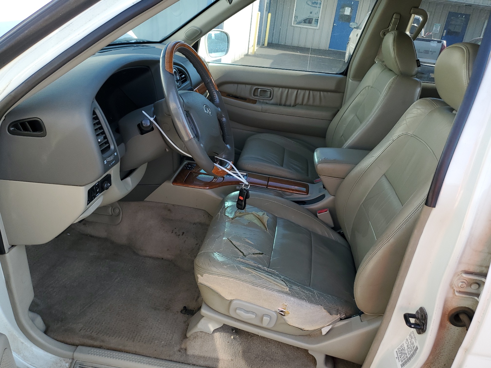 JNRDR09Y93W306101 2003 Infiniti Qx4