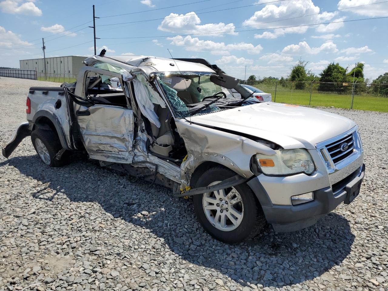 2008 Ford Explorer - Image 4