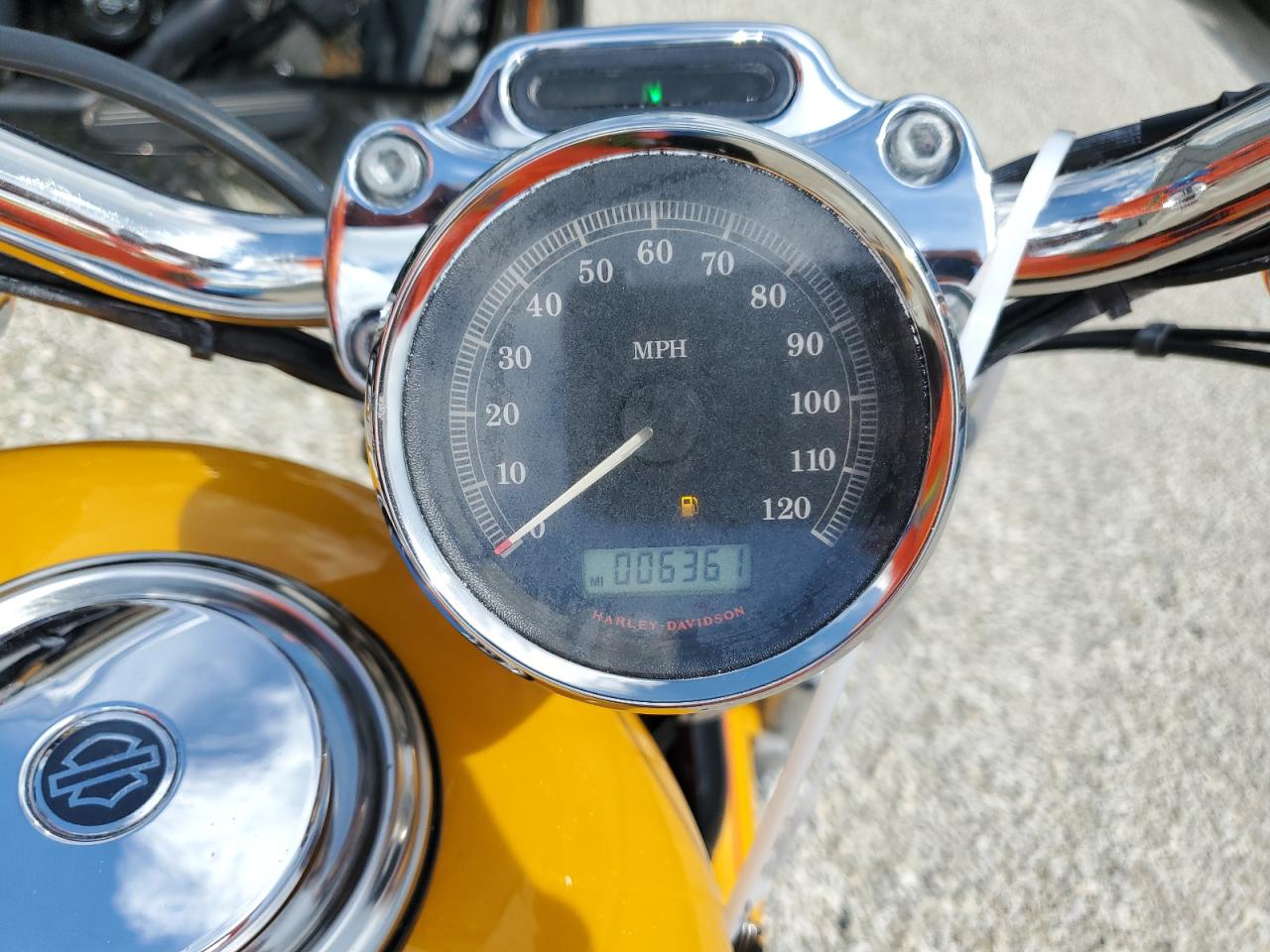 2008 Harley-Davidson Xl1200 C VIN: 1HD1CT3168K403741 Lot: 50536654