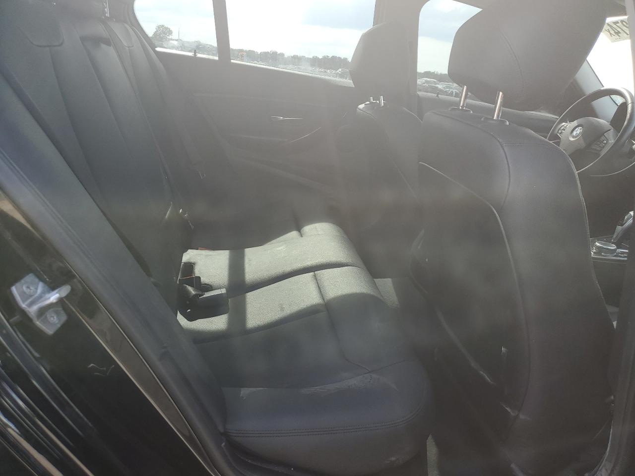 2015 BMW 320 I VIN: WBA3B1G57FNT64150 Lot: 61089274