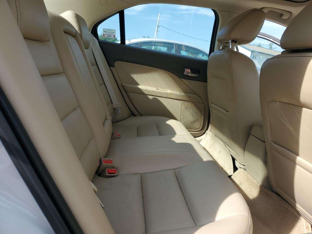 2009 Ford Fusion - Image 10