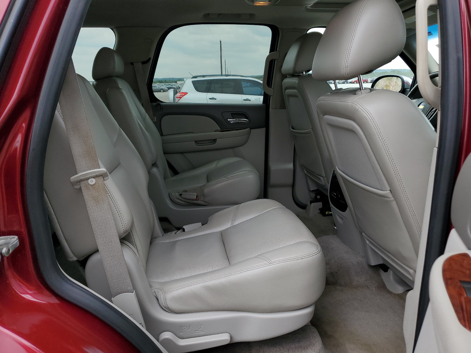 1GNUKCE07AR242830 2010 Chevrolet Tahoe K1500 Ltz