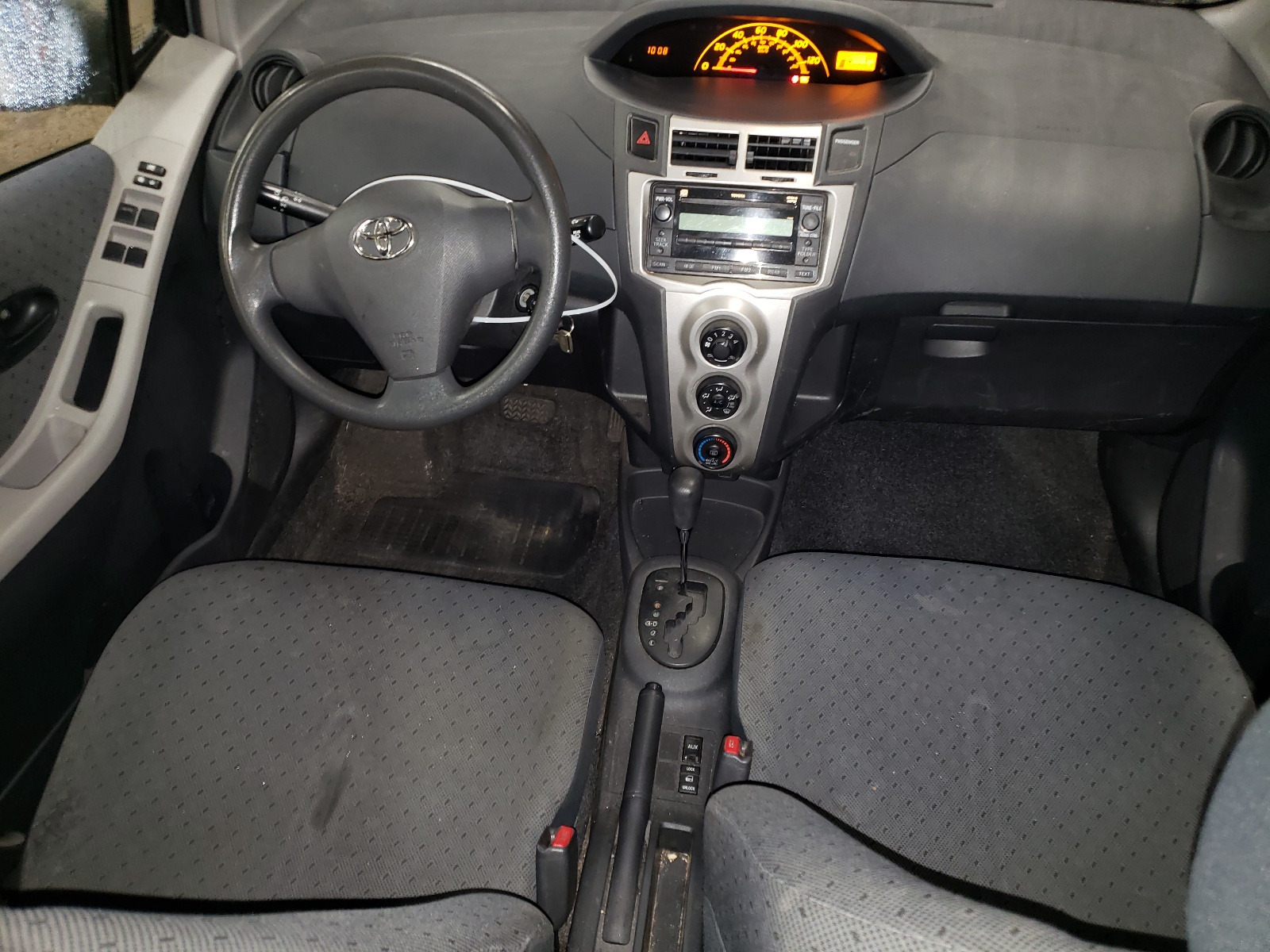 JTDKT4K3XB5335836 2011 Toyota Yaris