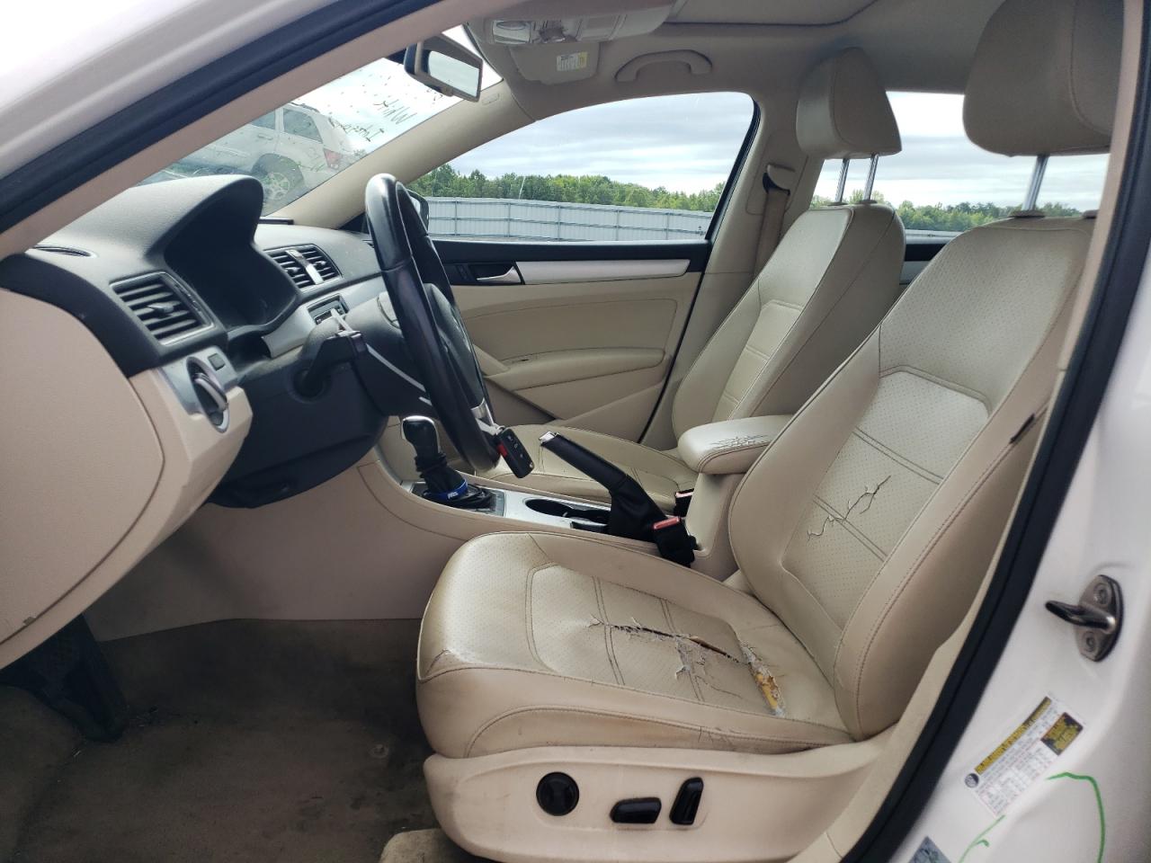 2013 Volkswagen Passat Se VIN: 1VWBP7A34DC046681 Lot: 60903084