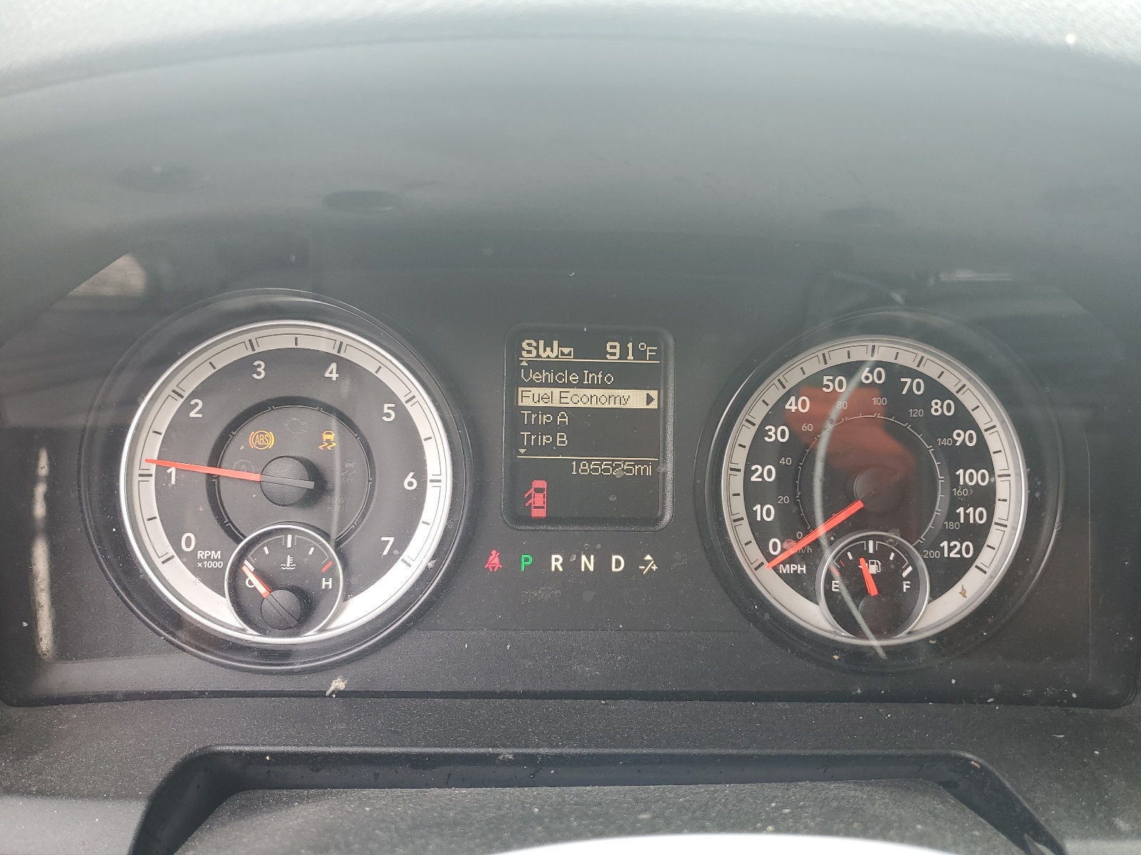 1C6RR6KT2ES235395 2014 Ram 1500 St