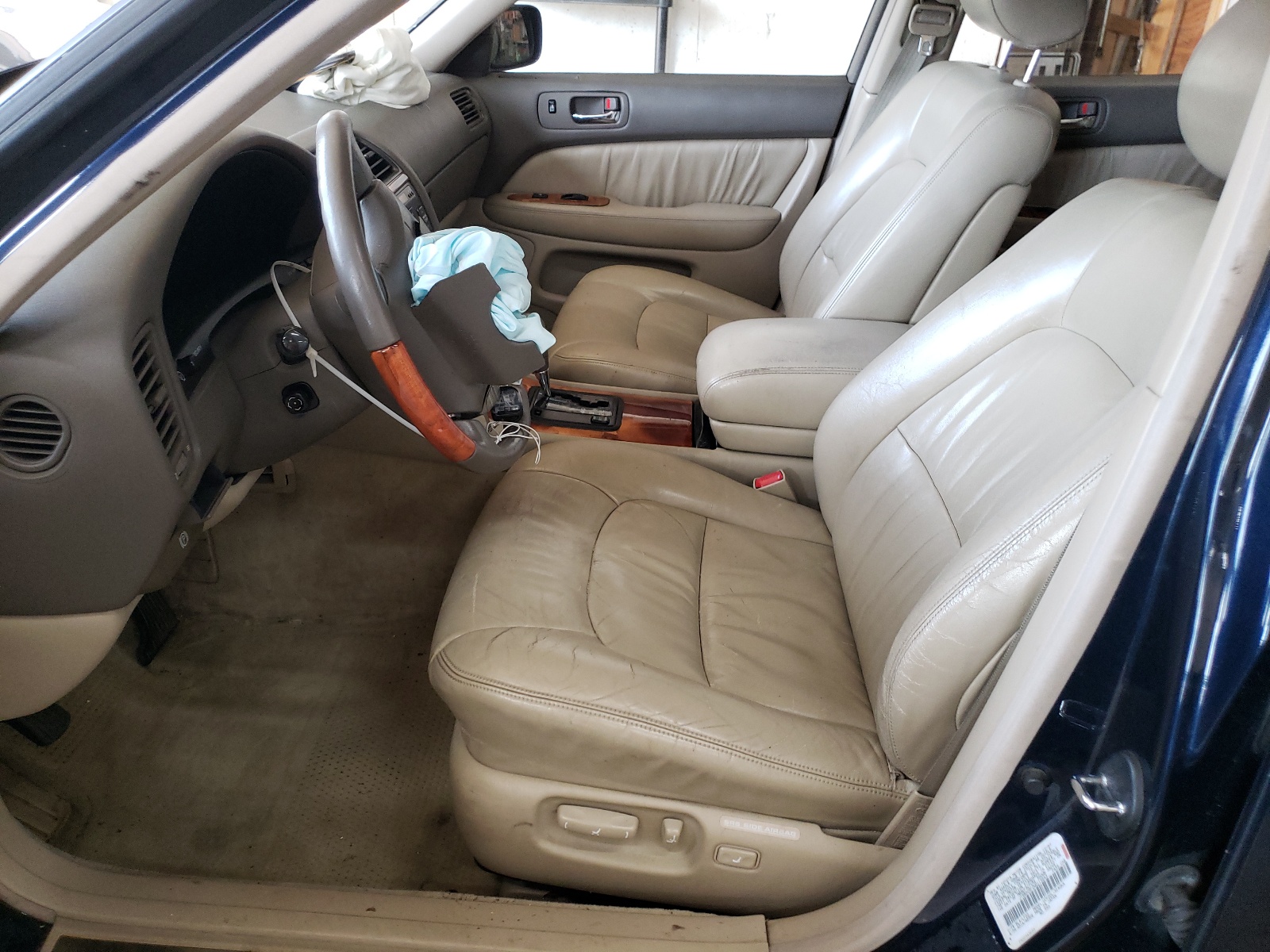 JT8BH28F2W0115843 1998 Lexus Ls 400