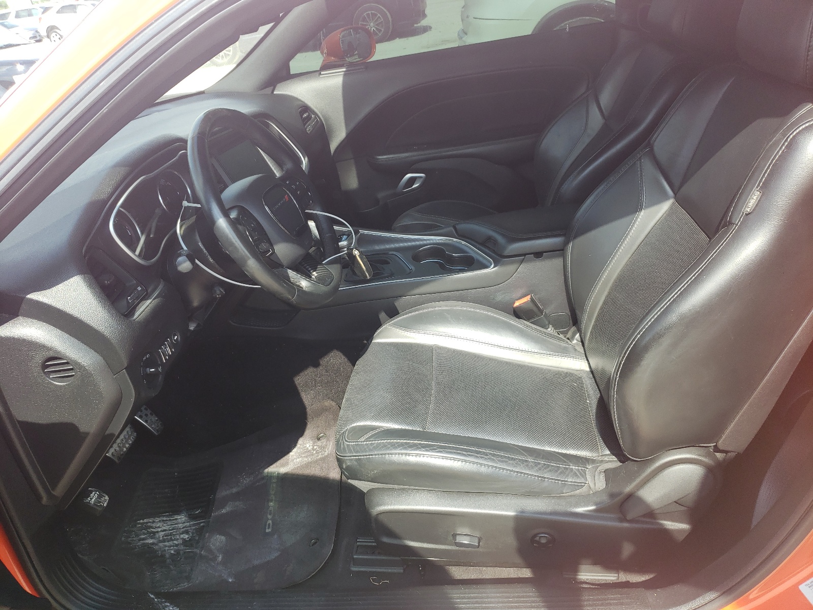 2C3CDZAG8GH301322 2016 Dodge Challenger Sxt