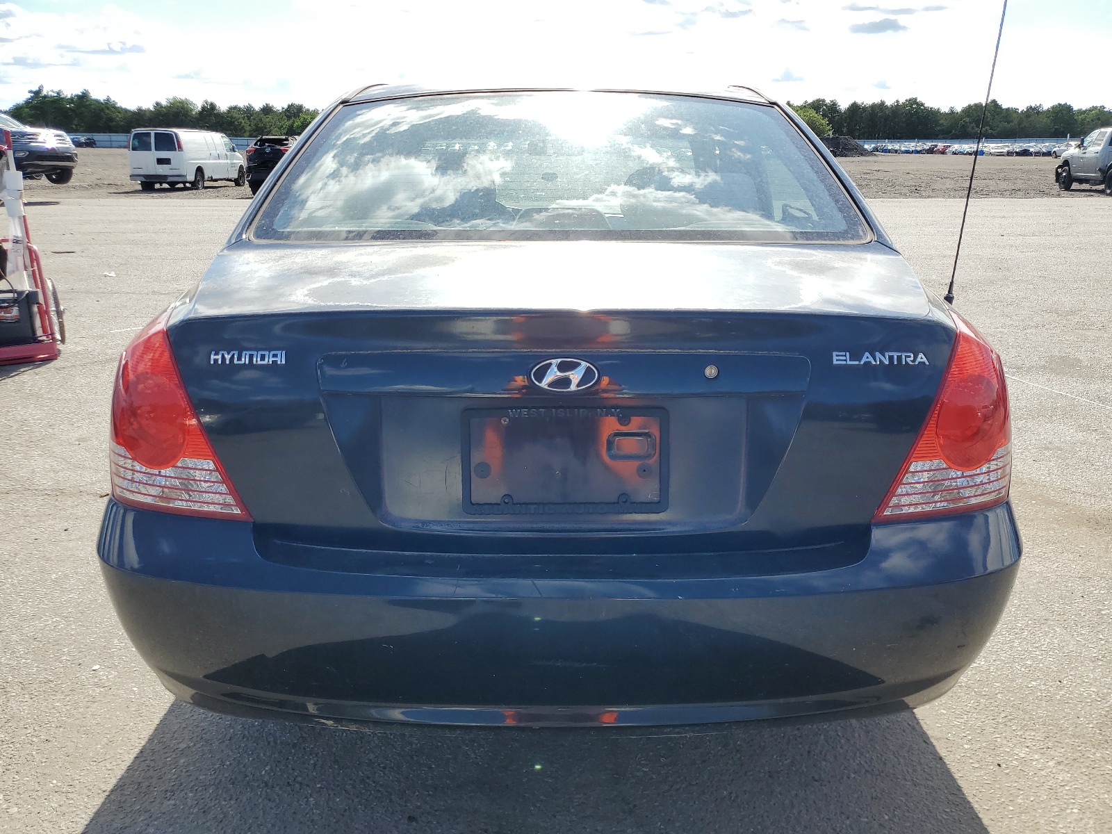 KMHDN46D45U976394 2005 Hyundai Elantra Gls