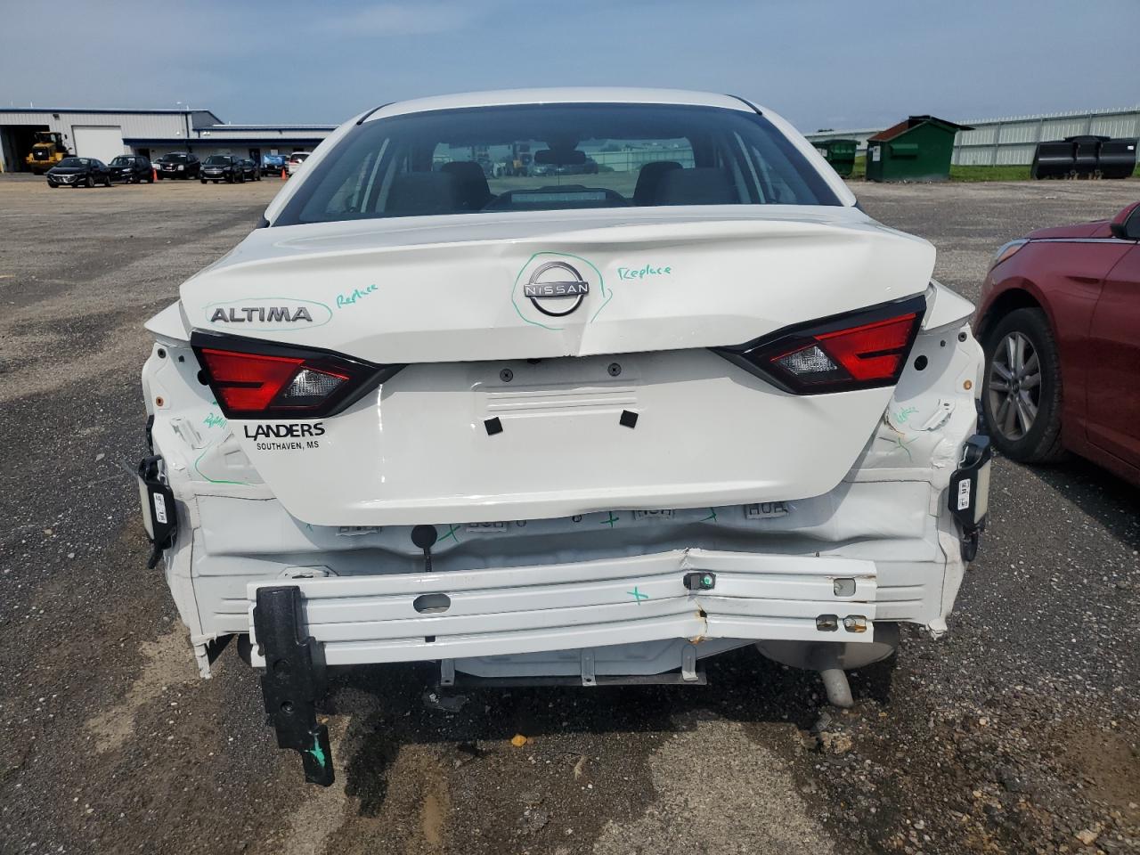 1N4BL4BV2PN426615 Nissan Altima S 6