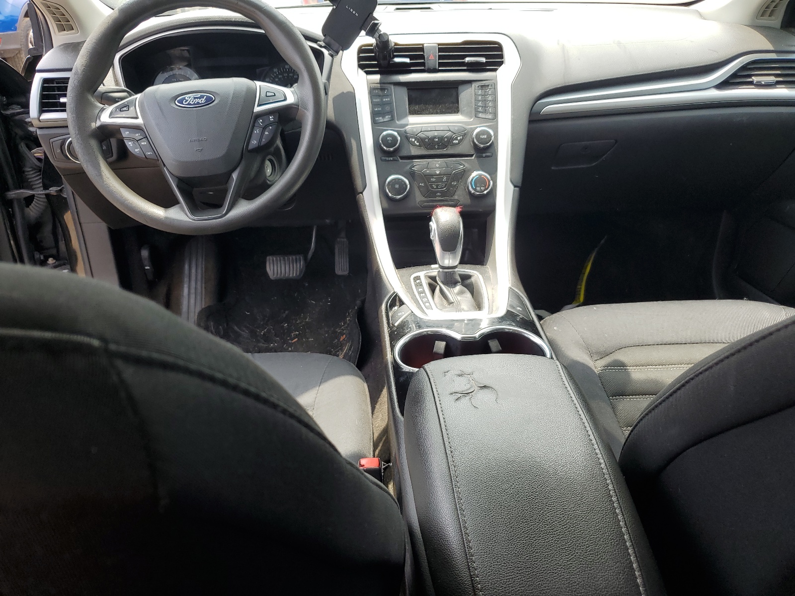 3FA6P0HD7FR285808 2015 Ford Fusion Se