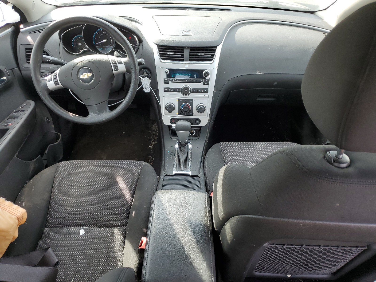 1G1ZC5EB6AF121435 2010 Chevrolet Malibu 1Lt