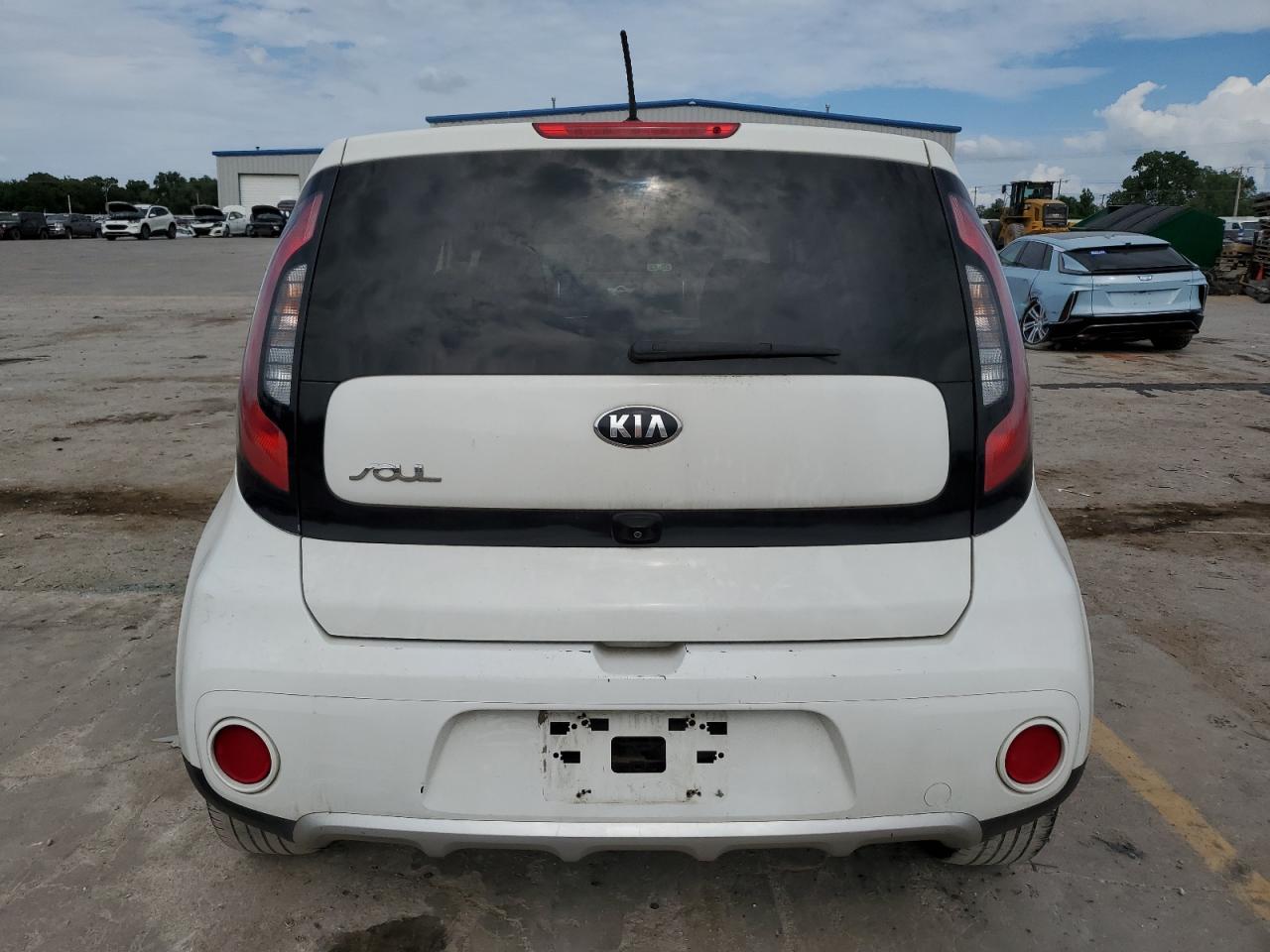 2018 Kia Soul + VIN: KNDJP3A50J7907089 Lot: 60045414