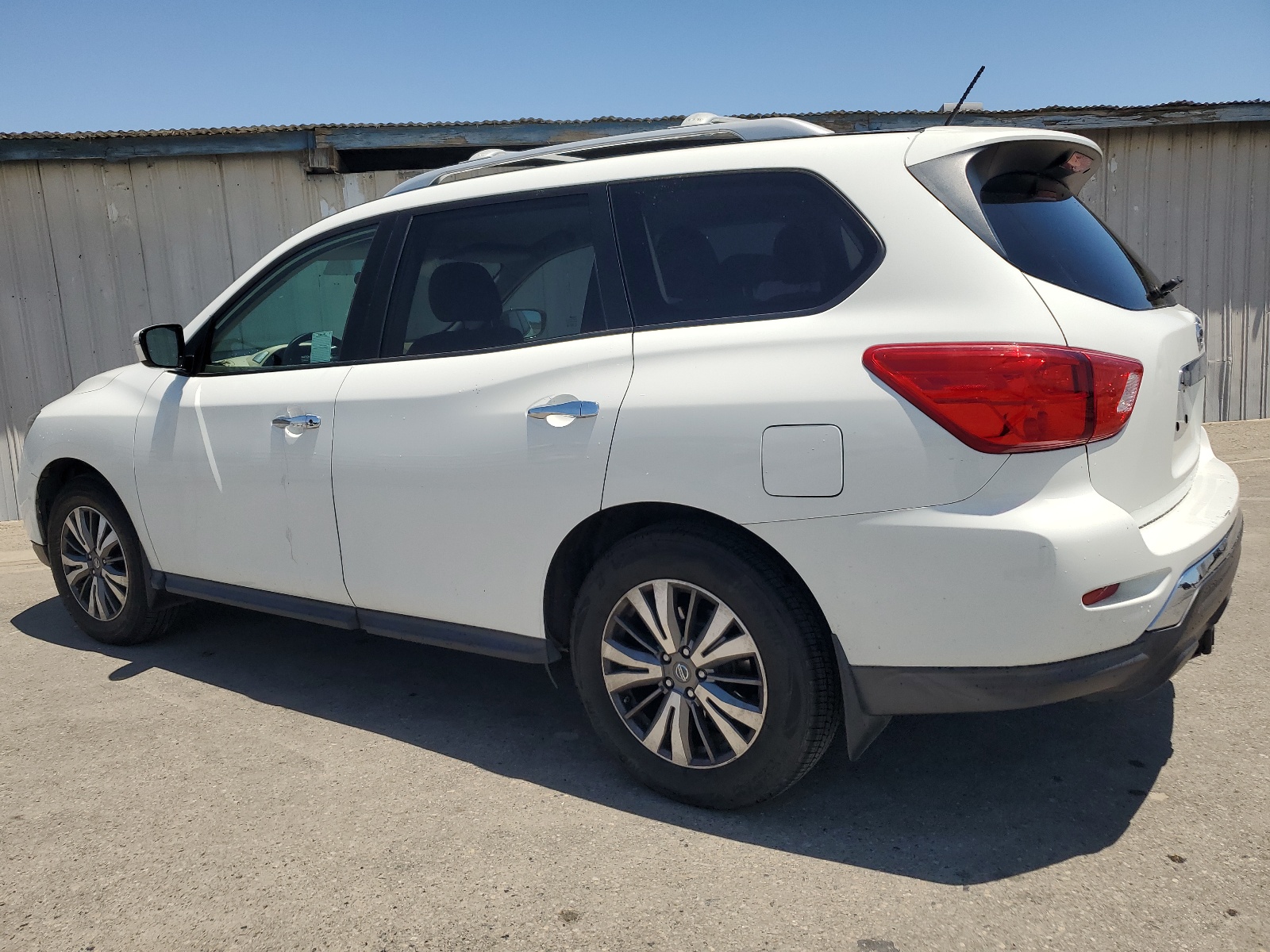 2017 Nissan Pathfinder S vin: 5N1DR2MNXHC626895