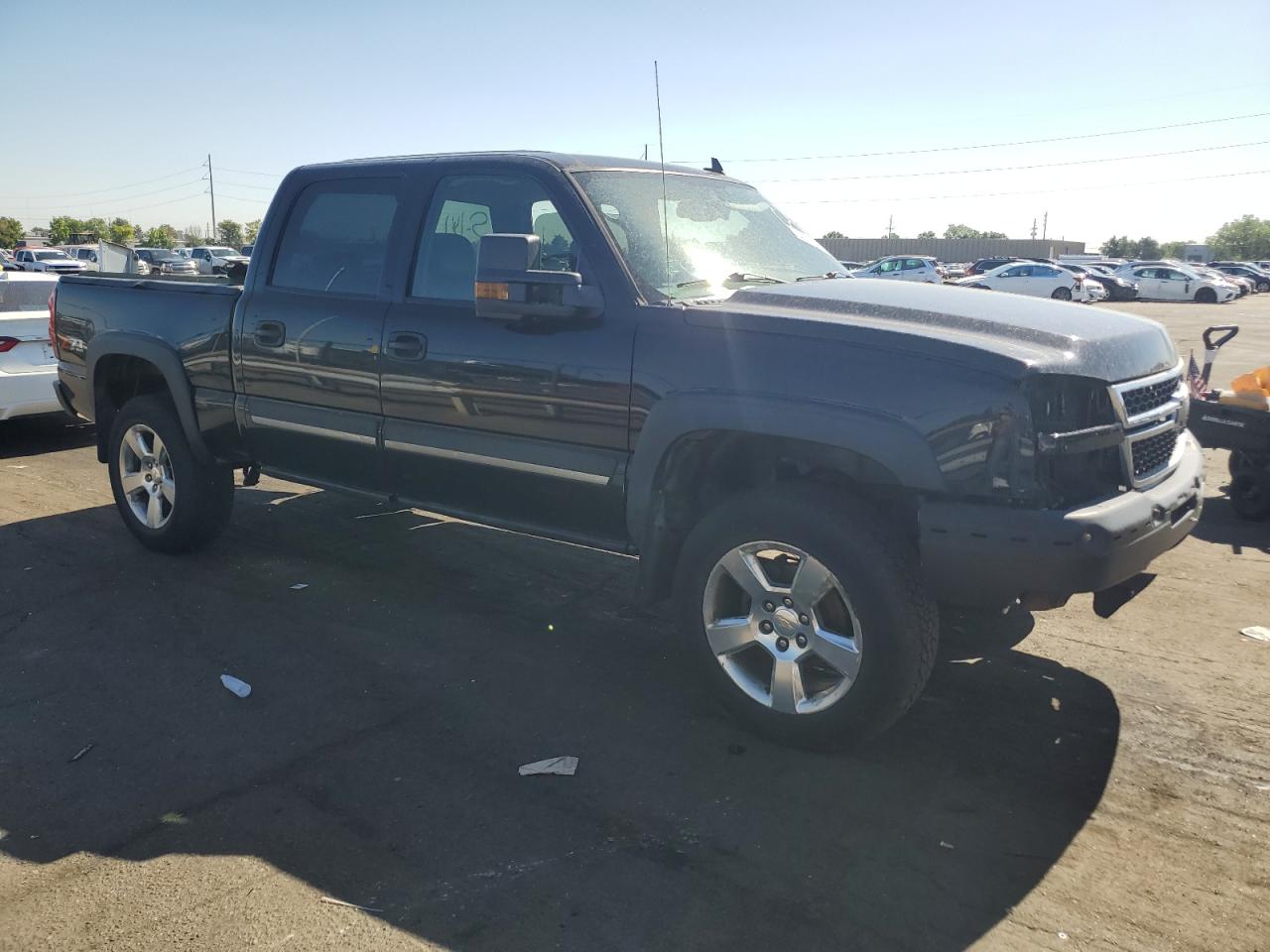 2006 Chevrolet Silverado - Image 4