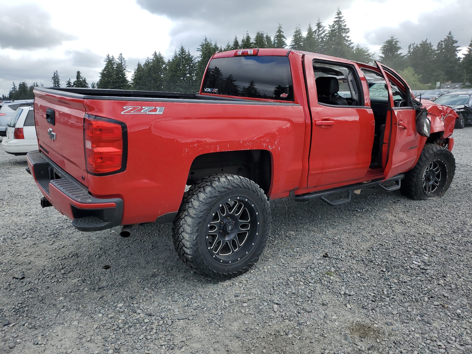 2017 Chevrolet Silverado K1500 Lt vin: 3GCUKREC8HG460212