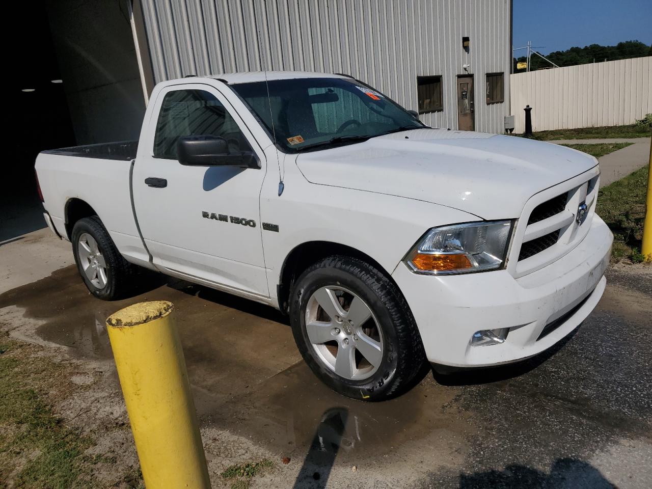 3D7JV1ET0BG633035 2011 Dodge Ram 1500