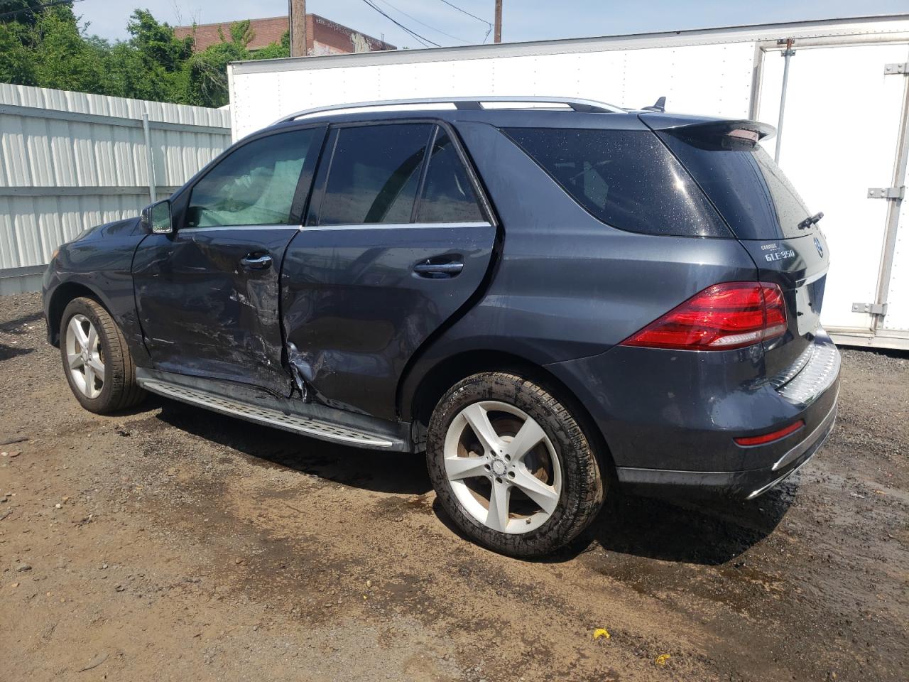 VIN 4JGDA5HB2GA665287 2016 MERCEDES-BENZ GLE-CLASS no.2