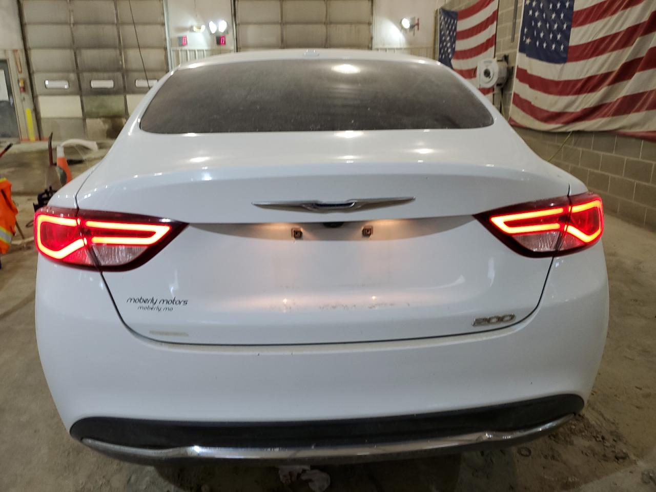 2015 Chrysler 200 Limited VIN: 1C3CCCAB4FN688851 Lot: 58733474