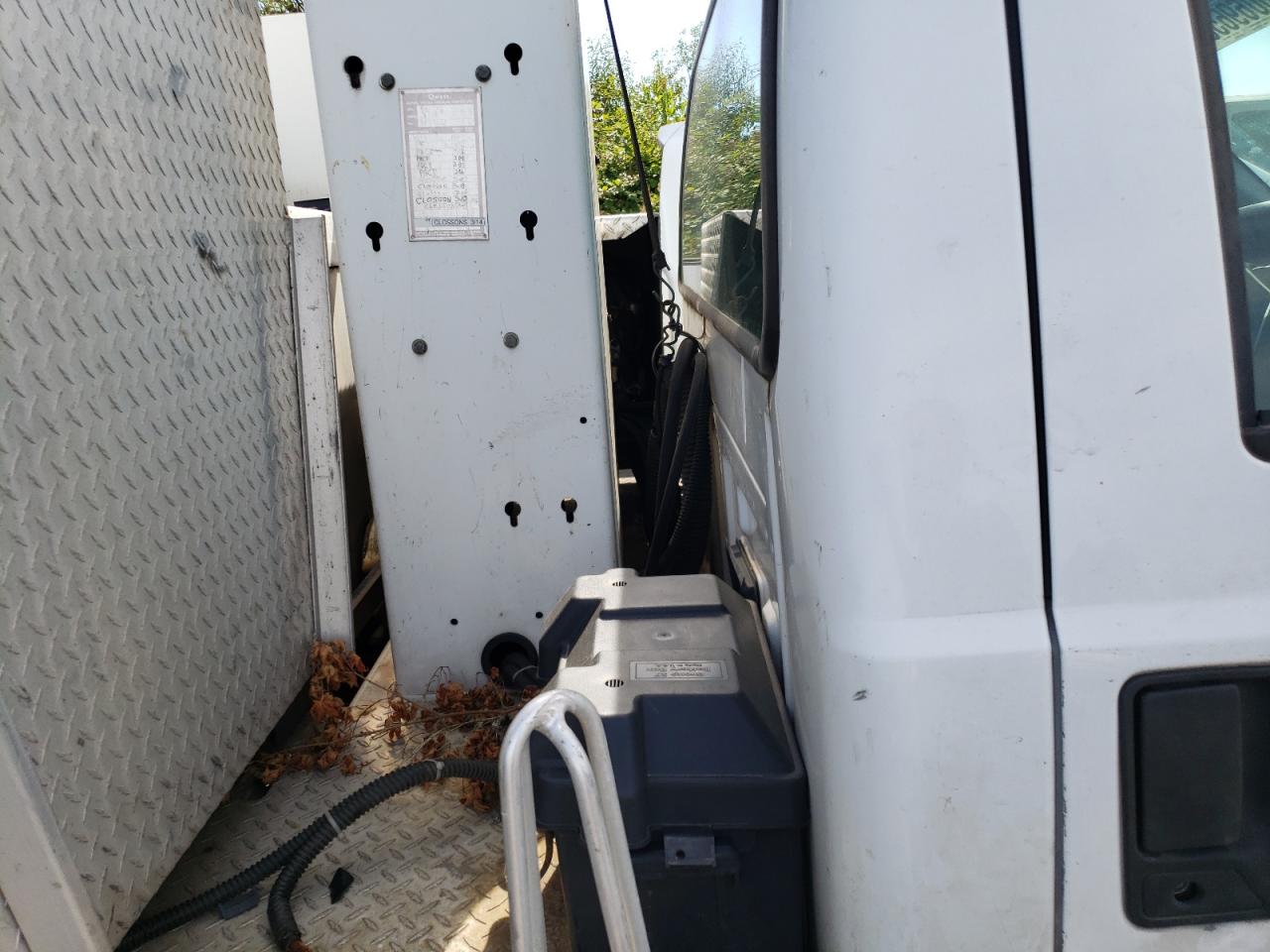 2000 Ford F450 Super Duty VIN: 1FDXF46S7YEC96304 Lot: 60696564