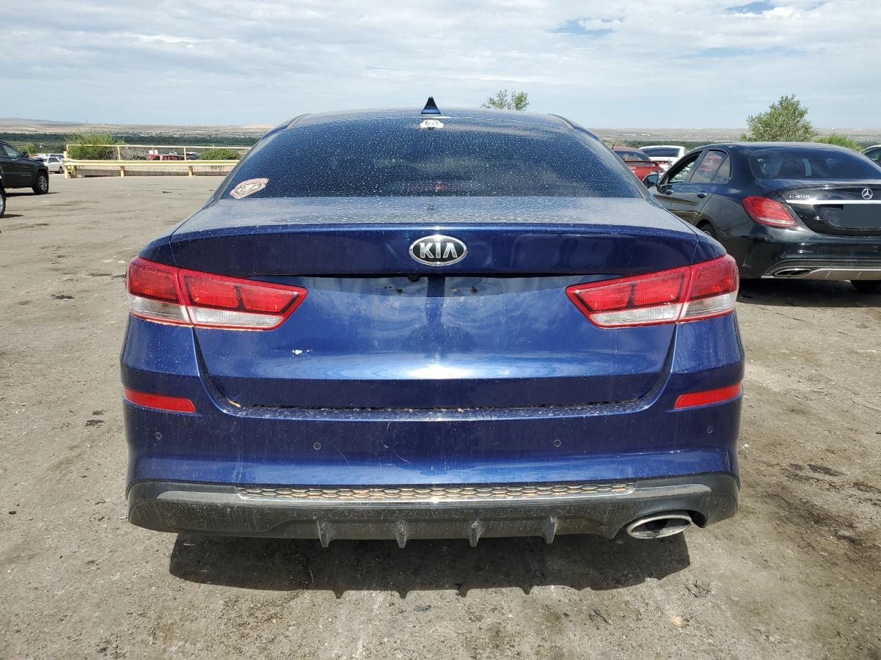 5XXGT4L32KG319906 2019 Kia Optima Lx