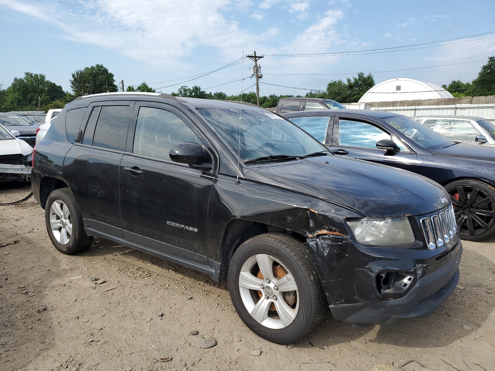 2014 Jeep Compass Latitude vin: 1C4NJDEB7ED892106