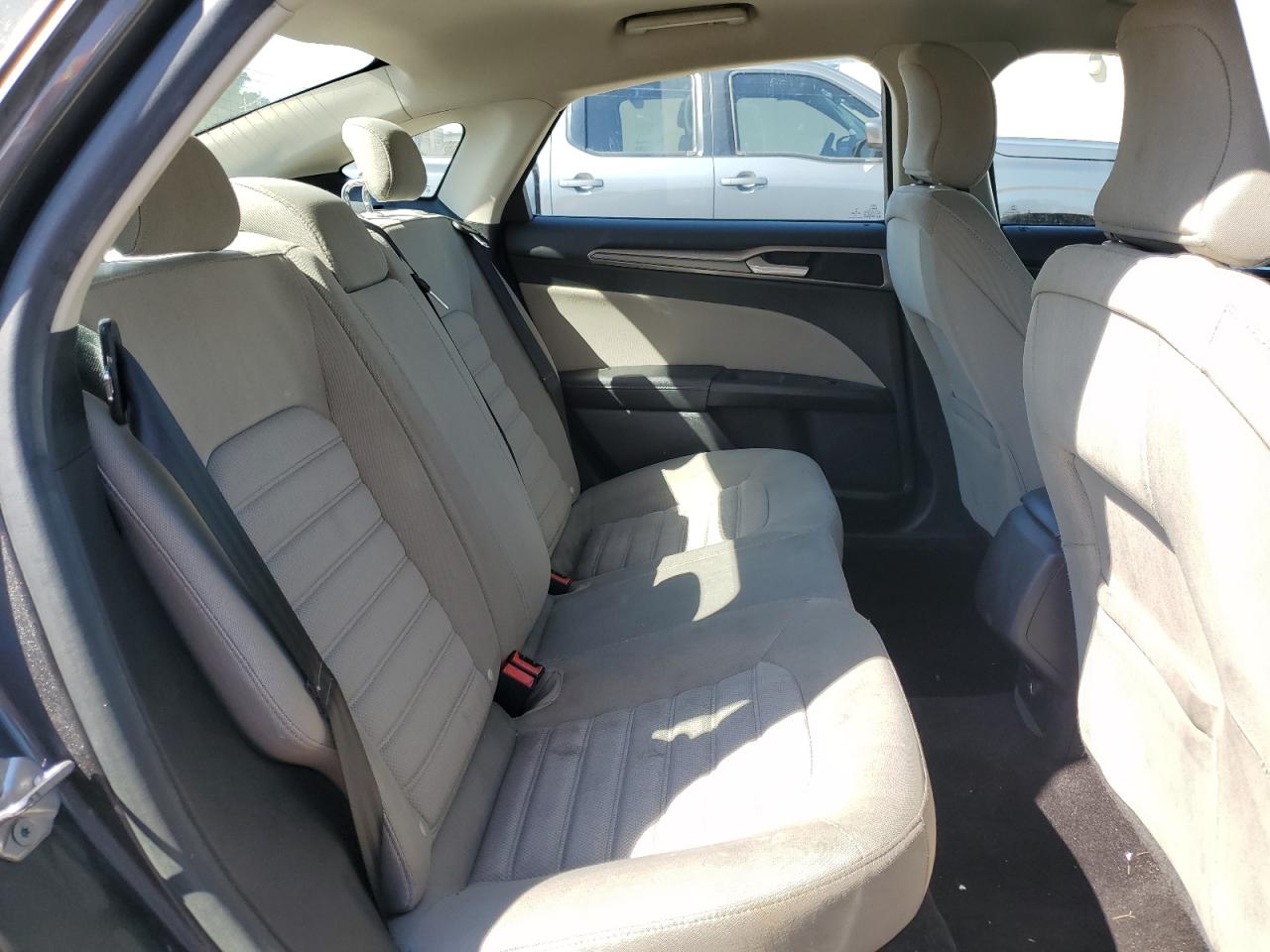 2017 Ford Fusion S VIN: 3FA6P0G70HR247058 Lot: 59535884