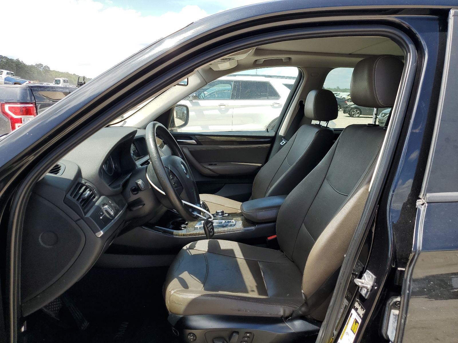 5UXWX5C56BL710725 2011 BMW X3 xDrive28I