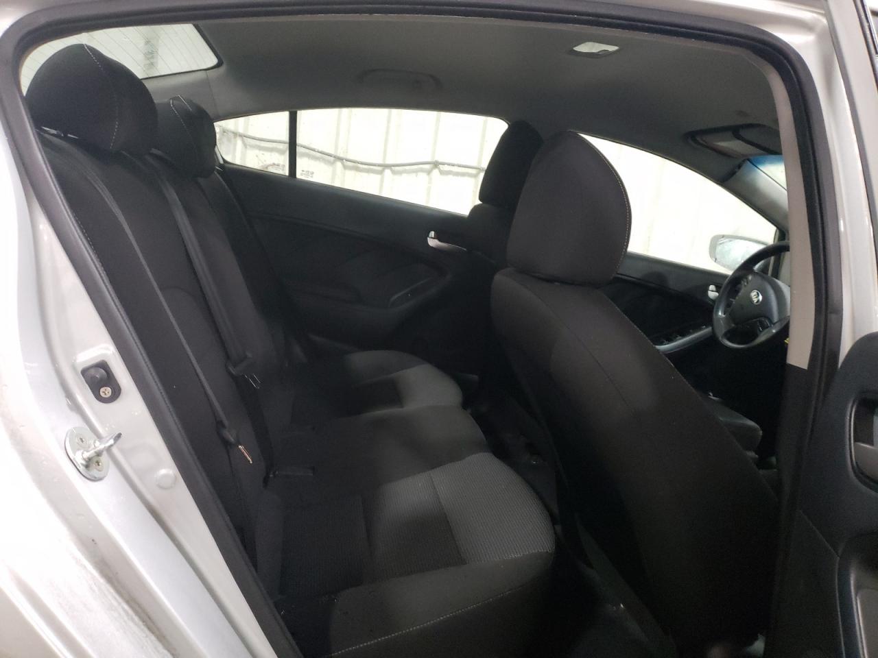 2018 Kia Forte Lx VIN: 3KPFK4A76JE267692 Lot: 58975424