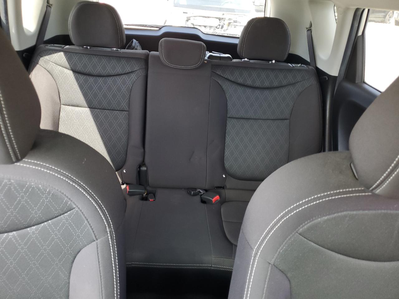 2018 Kia Soul VIN: KNDJN2A27J7607443 Lot: 59513624