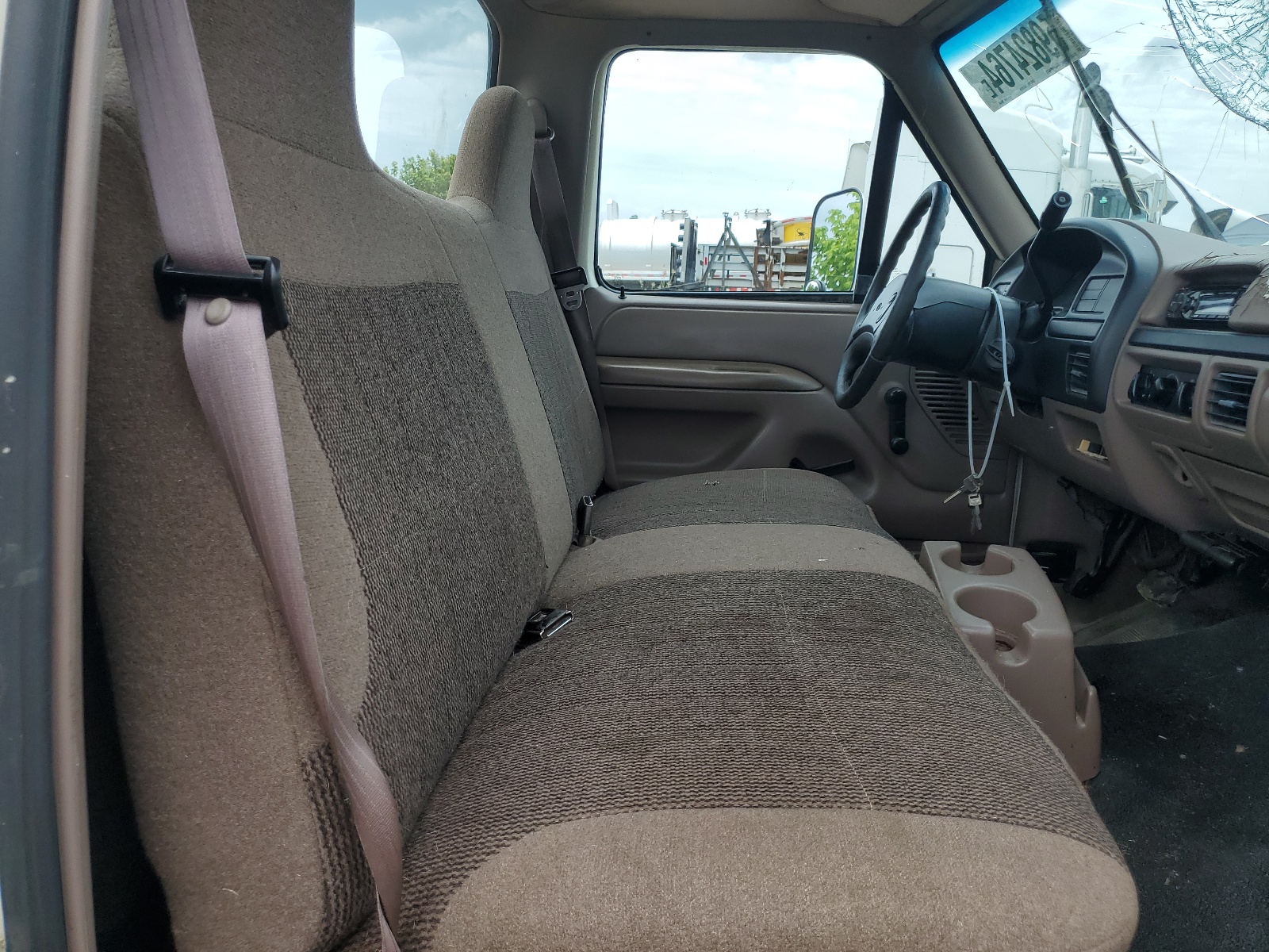 1FTJF35H3VEB06309 1997 Ford F350