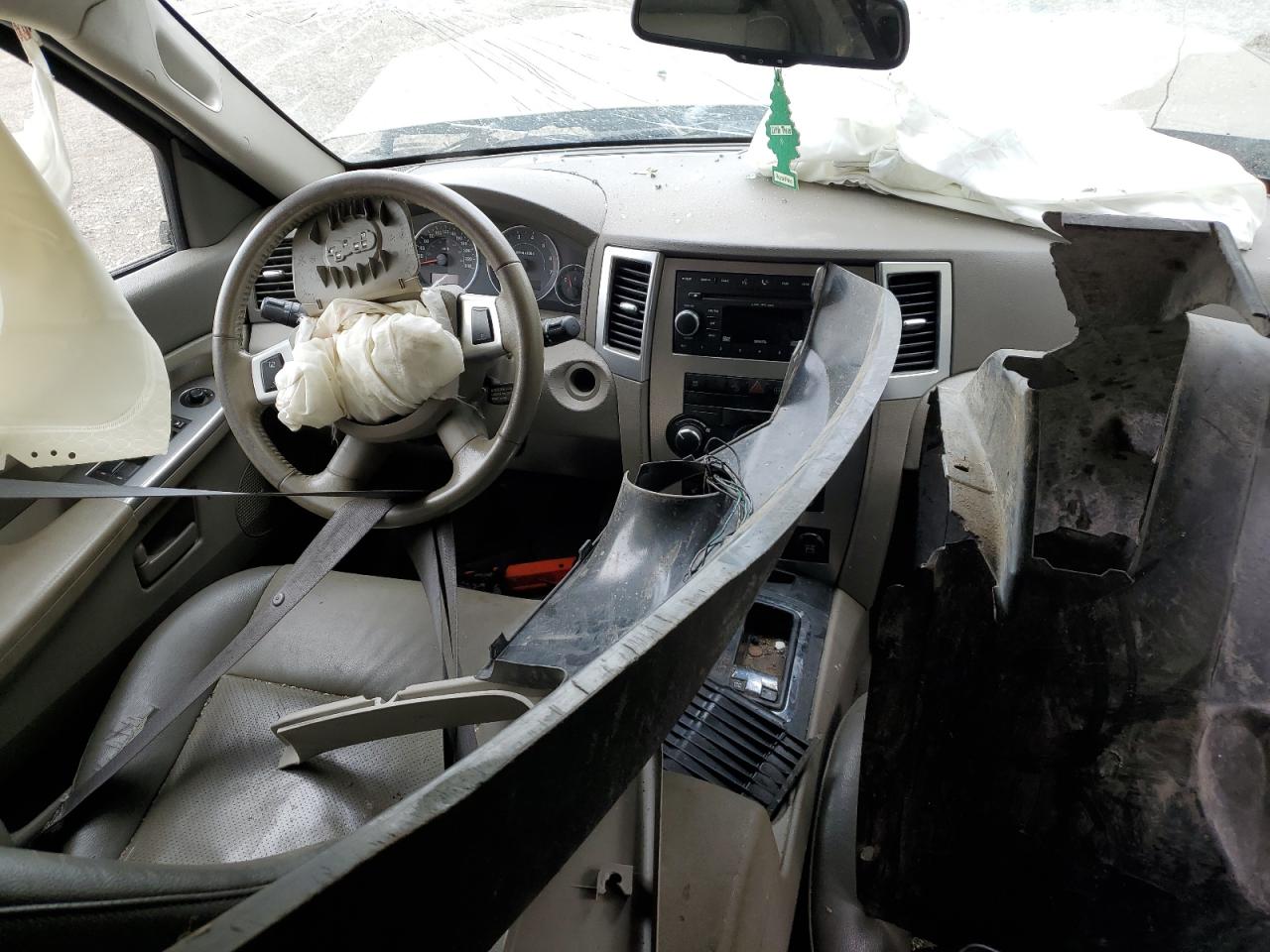 2008 Jeep Grand Cherokee Laredo VIN: 1J8HR48M98C218447 Lot: 57656484