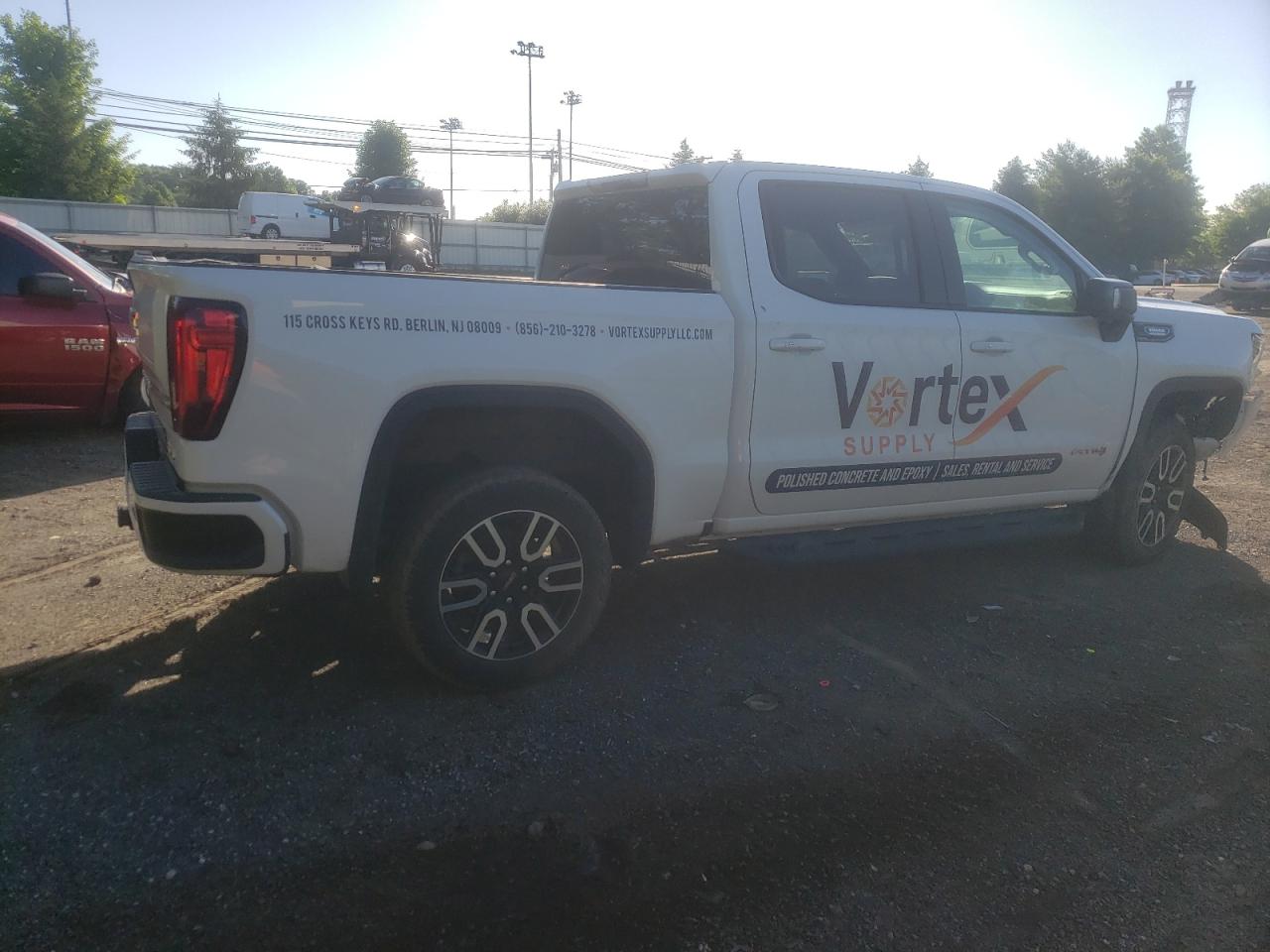 2021 GMC Sierra - Image 3