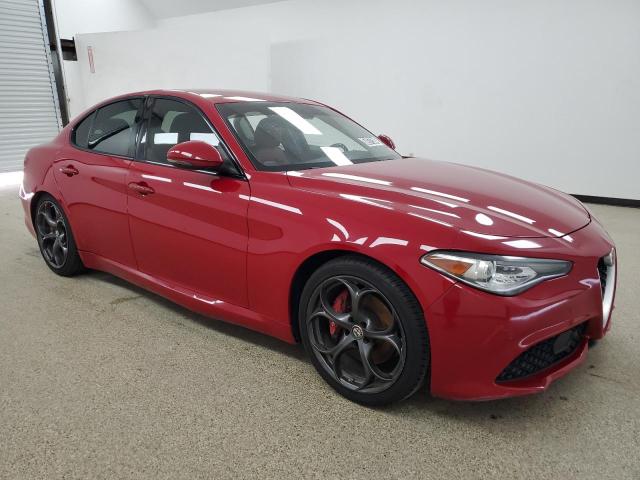  ALFA ROMEO GIULIA 2018 Червоний