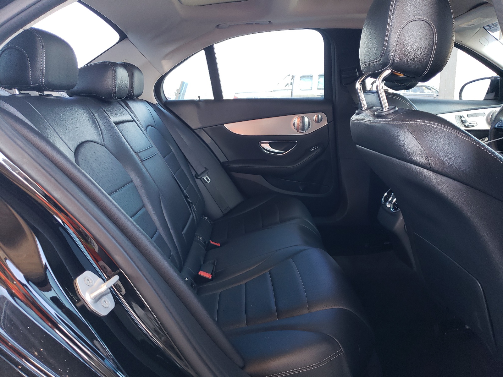 55SWF4JB3GU154812 2016 Mercedes-Benz C 300