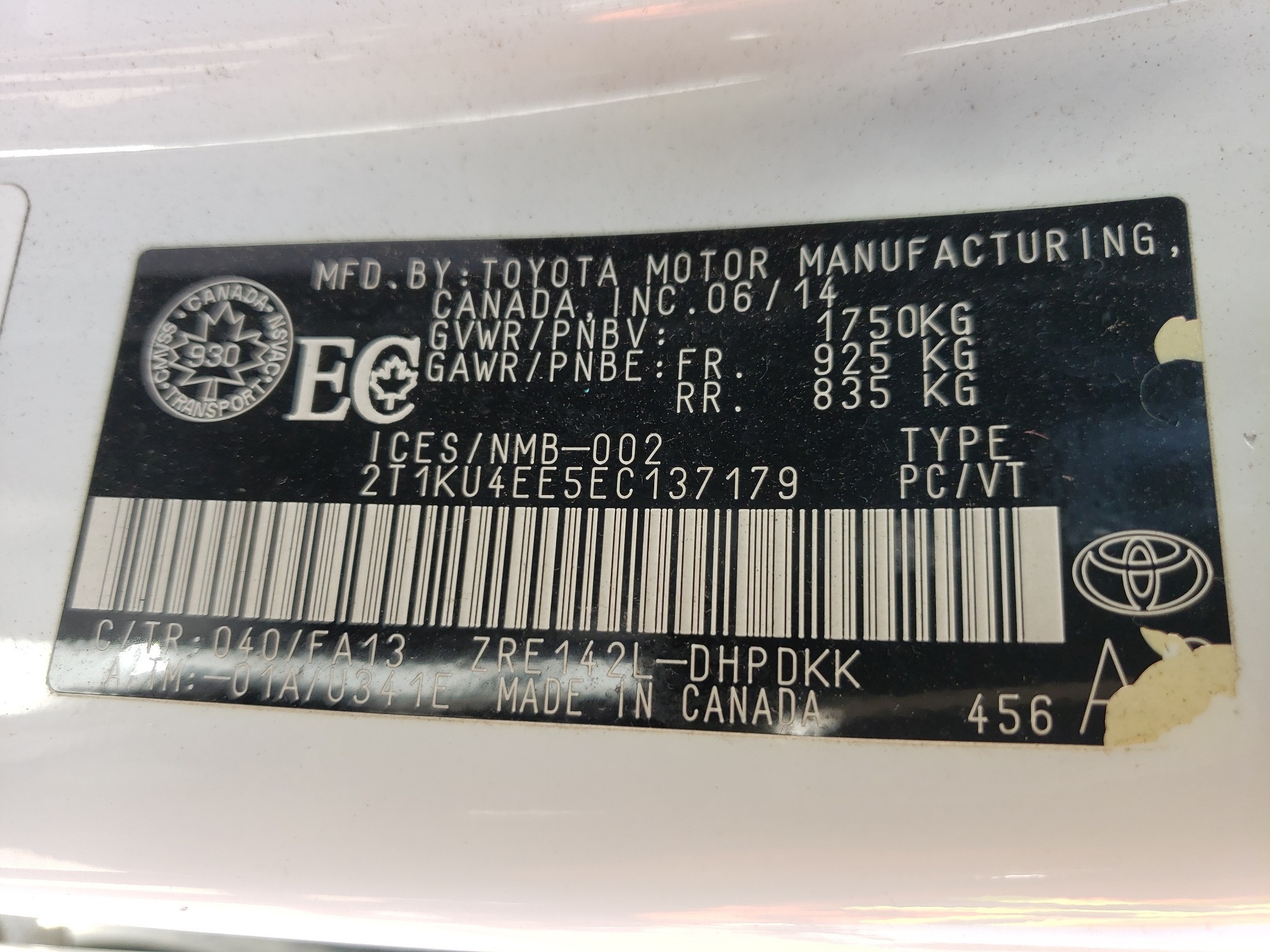 2T1KU4EE5EC137179 2014 Toyota Matrix Base