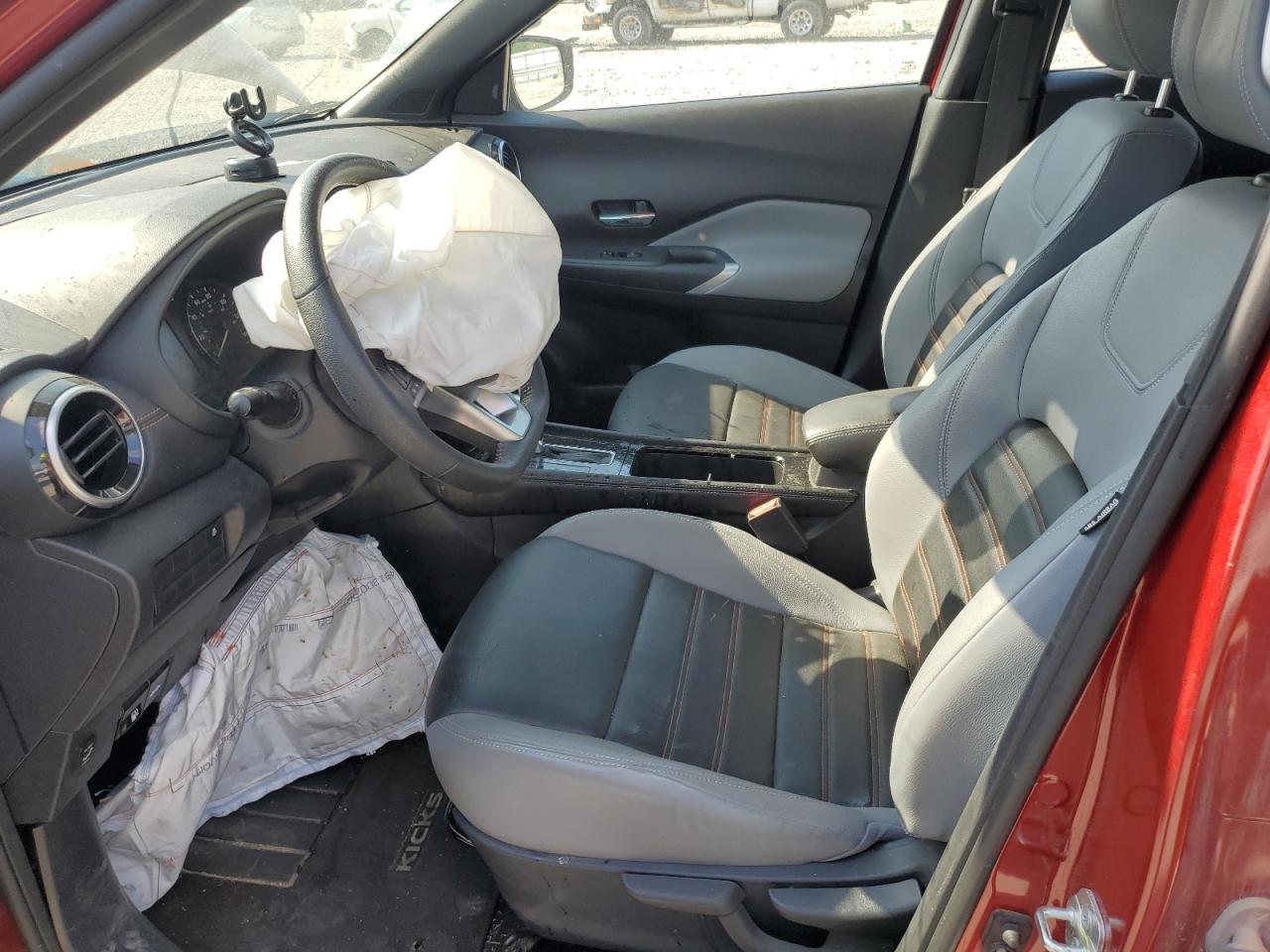 2021 Nissan Kicks Sr VIN: 3N1CP5DV3ML548677 Lot: 60529514