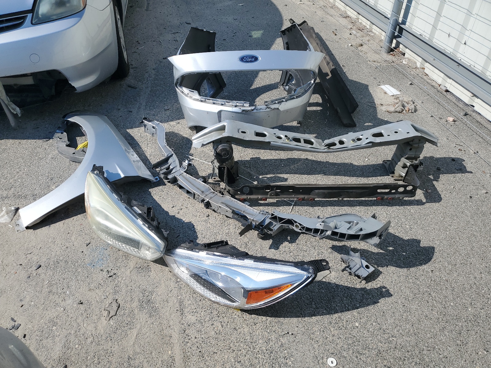 1FADP3K2XFL244460 2015 Ford Focus Se