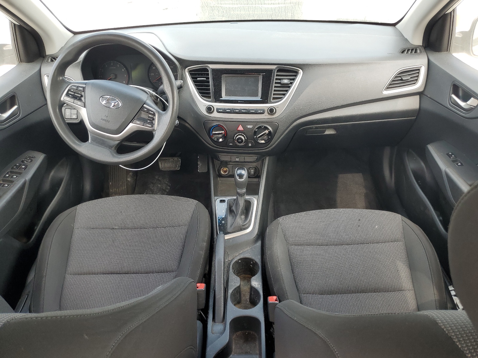 3KPC24A34JE025953 2018 Hyundai Accent Se