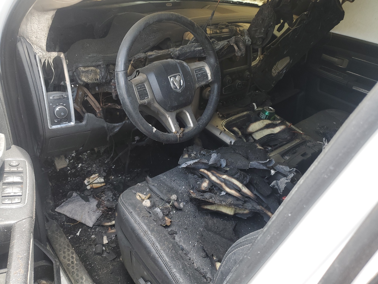 1C6RR7NM1HS883194 2017 Ram 1500 Laramie