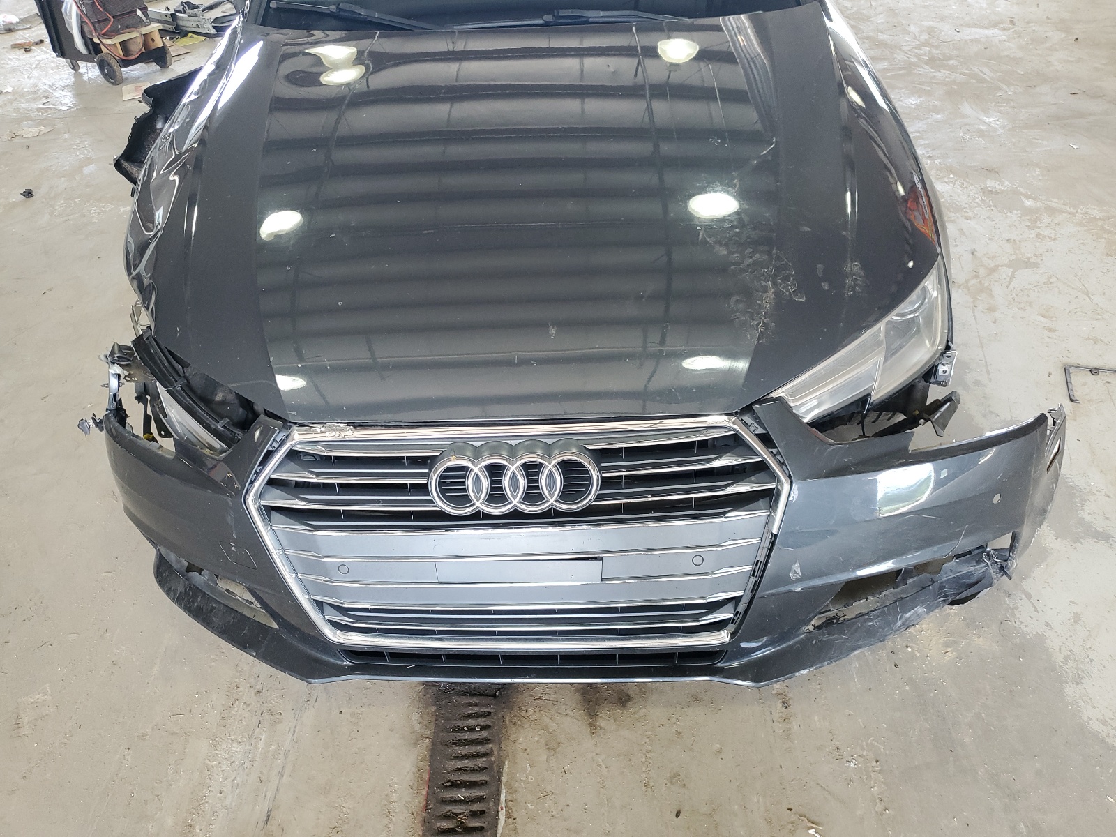 WAUGNAF43HN014874 2017 Audi A4 Premium