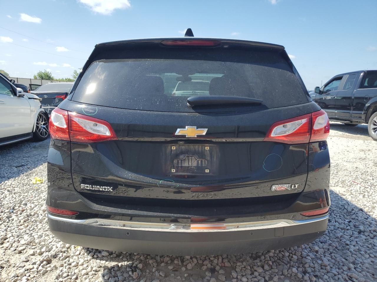 2GNAXJEV2J6314064 2018 Chevrolet Equinox Lt