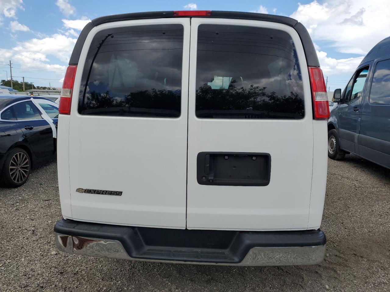 2020 Chevrolet Express G3500 Lt VIN: 1GAZGPFG9L1168954 Lot: 60501464