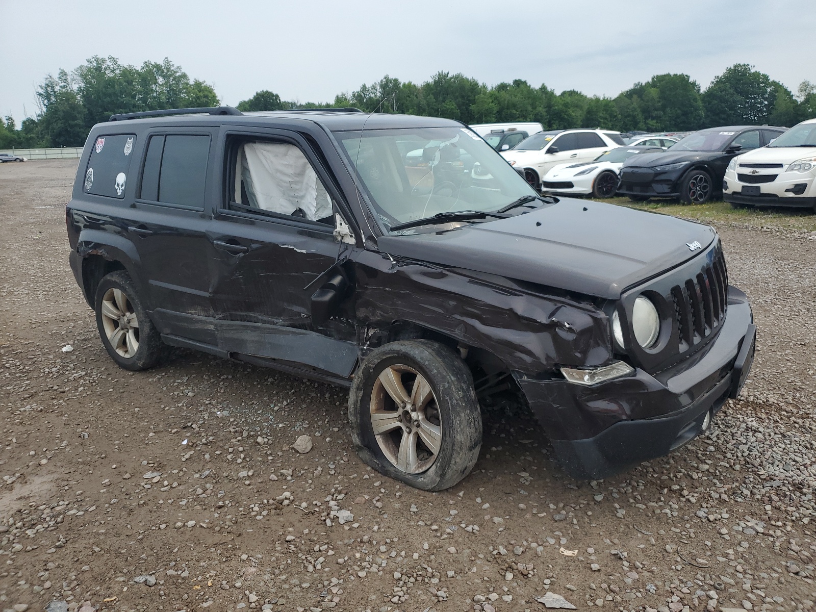1C4NJRFB3ED744501 2014 Jeep Patriot Latitude 1C4NJRFB3ED744501 2014 Jeep Patriot Latitude